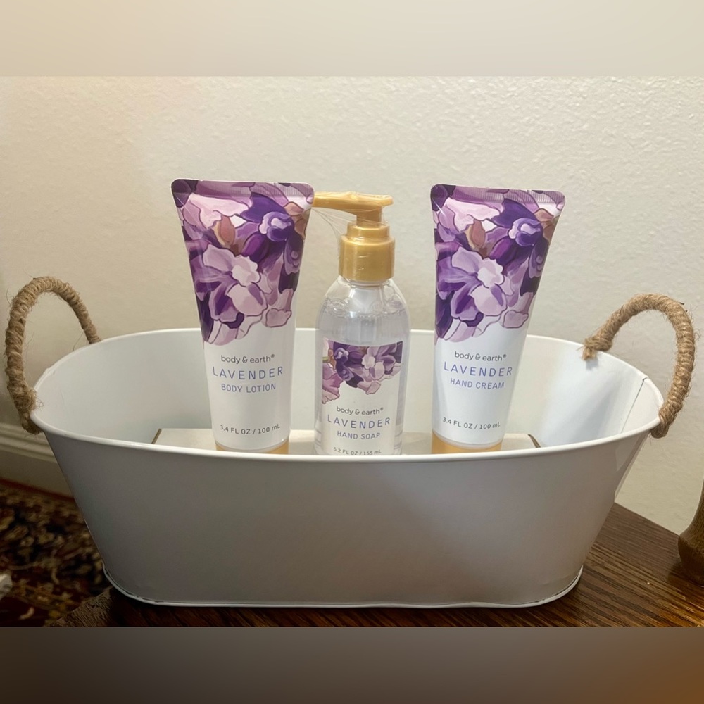 Lavender Hand Soap & Lotion Set - 4 Pieces